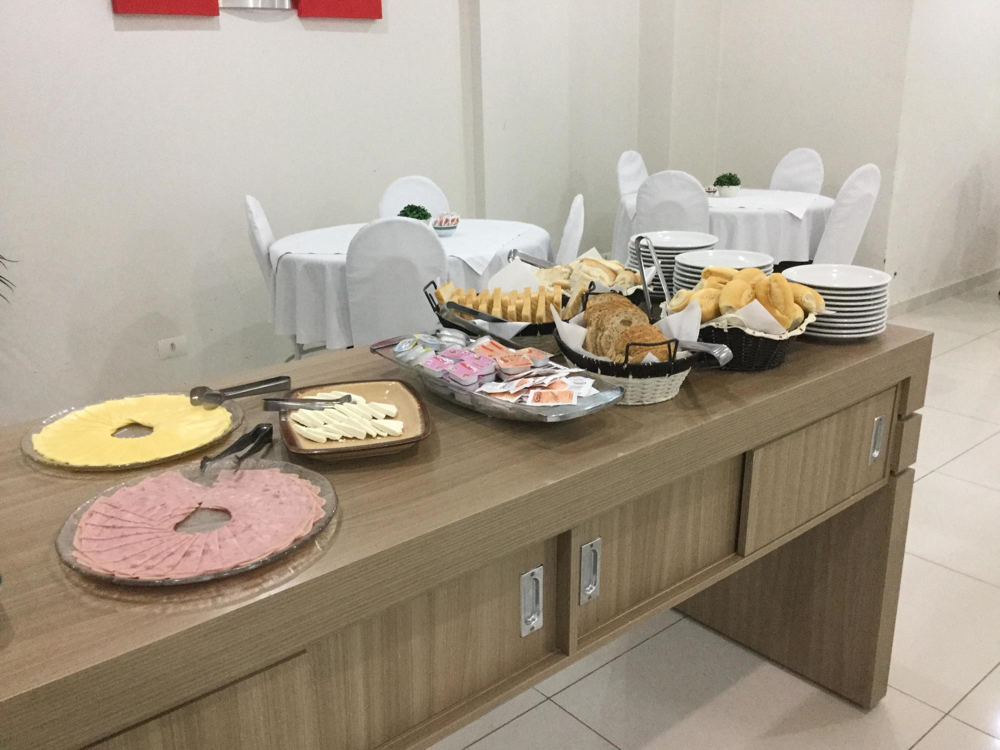 Hotel Dany Foz do Iguaçu Kültér fotó